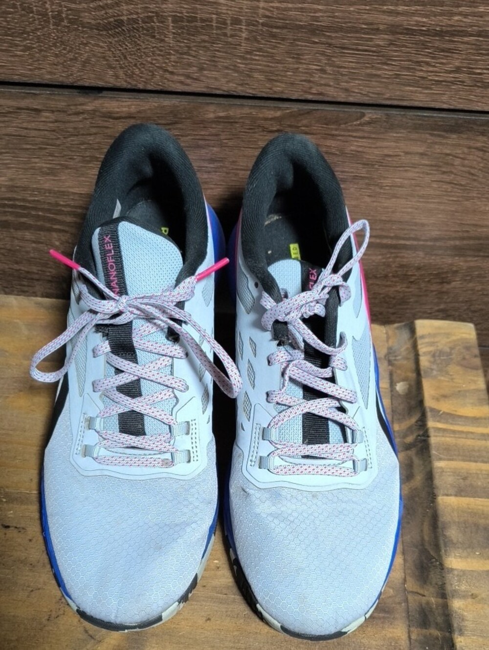 Reebok Women's Light Gray Athletic Shoes with Blue & Pink Highlights - Picture 2 of 5